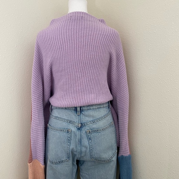 Pretty Little Thing Color Block Sweater - Picture 14 of 14